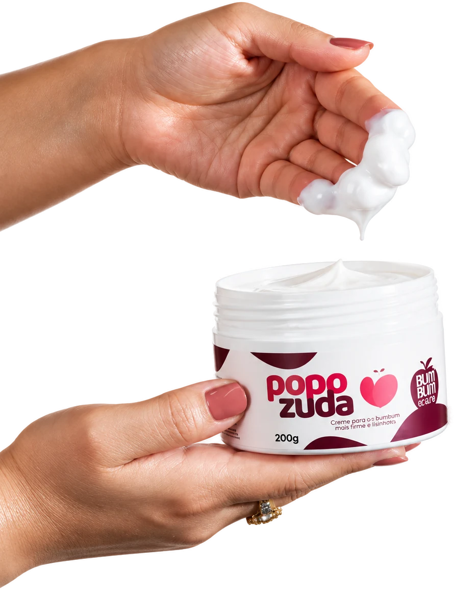 Mano tomando Crema Popozuda del pote